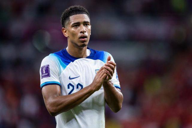 证了三位足 证了三位足