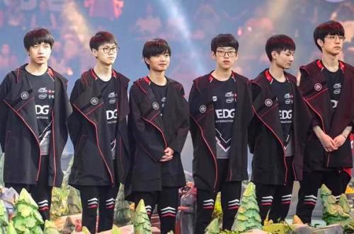 表现不佳的 表现不佳的